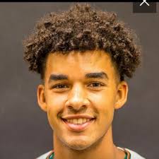 Max Davenport's Instagram, Twitter & Facebook