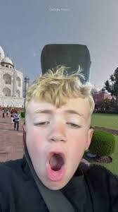 Jorge Elmore's Instagram, Twitter & Facebook