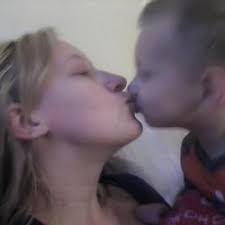 Veronica Erwin (@VeronicaErwin1)