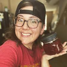 Becky Hollingsworth's Instagram, Twitter & Facebook