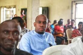 DAVID AKPAN SWORN-IN AS SPECIAL ADVISER Amidst pomp and pageantry, the  Executive Chairman of Ikono LGA, Hon. Nyakno Uwemedimo Okoibu, yesterday  administered the oath of office to Supervisors/Special Advisers in Ikono  Local