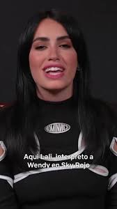 Wendy Y Darwin Sky Rojo