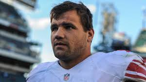 Ex-NFL running back Peyton Hillis recalls harrowing experience saving 2  children from drowning