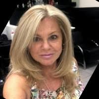 100+ perfiles de «Handley