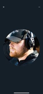 Sneed to lead GL varsity football By Chris Olson chris@leelanaunews.com  Glen Lake Community Schools has a familiar figure as its new head varsity  football coach. Nate Sneed, who has served as the