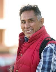 Dewey Bond's Instagram, Twitter & Facebook