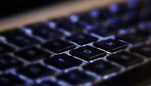 System operacyjny z komputera osobistego ibm pc koncepcji może być dowolny. 37 Lat Temu Powstal Pierwszy Komputer Osobisty Niezalezna