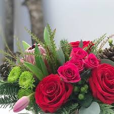 We Ll Be Open Christmas Eve Day For All You Late Shoppers Like Me Flowers Bloom Christmas Eve