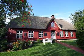 Tatsächlich ist es nicht gestattet, direkt auf dem strand die nacht zu verbringen. Alte Schule Or Wohnung 3 32132 Ferienwohnung St Peter Ording