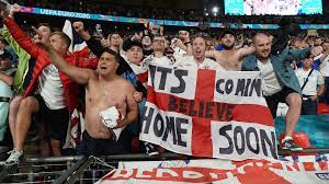 Fans were heard shouting 'come on england!' as they walked down regent street in london. Kaiwb8ffjqvt2m