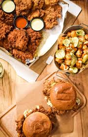 Matty'S Hot Chicken - Making Saturday Nights A Lil' Spicier 🔥 Order Your  Feast For Tonight By Phone Or Visit Our Website To Place An Order Online!  Https://Loom.Ly/Kjzcv50 #Hamont #Stcatharines #Hotchicken #Chickenjoint #