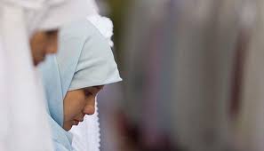 Selain jadwal sholat lengkap dalam waktu satu bulan pada halaman depan, ini saya berikan jadwal sholat dalam bentuk lebih ringkas atau jadwal sholat untuk hari ini. Kapan Wanita Mulai Shalat Dzuhur Di Hari Jum At Islampos