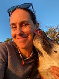 Kirsten Borchardt's Instagram, Twitter & Facebook