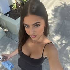 Elisa la plus belle 😋 (@rosa.elisa33) • Threads, Say more