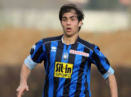 #antoine griezmann #euro 2016 #simone zaza #ivan perisic #cristiano ronaldo #will grigg #wales nt #iceland nt #portugal nt #france nt #i need to tag everything bc i need to organise my blog lol #mine. Jonas Giaever ×'×˜×•×•×™×˜×¨ Atalanta Vs Valencia Aka The Simone Zaza Derby Simone Zaza Started His Career Off At Atalanta And Later Played At Valencia Where He Helped Los Che Back Into The