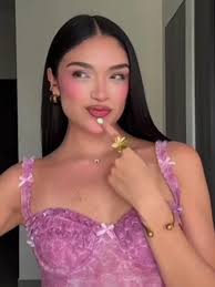 Mia Salinas Creative Edit Showcase