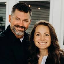 Megan Carlson (@MeganLEAAD)