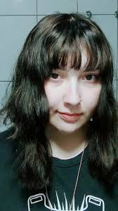 Tomboyish Sidetails Curls