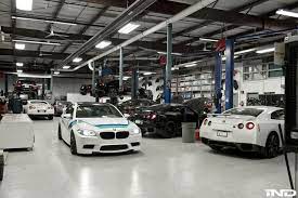 Ams Performance Releases Ecu Flash Tune For Bmw F10 M5 Car Mechanics Garage Dream Car Garage Garage Design