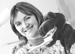 Queens-JanFeb-FINAL.indd