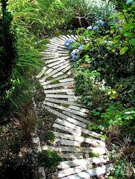 60 Idees Creatives Pour Amenager Son Allee De Jardin Allee De Jardin Amenagement Jardin Recup Comment Amenager Son Jardin
