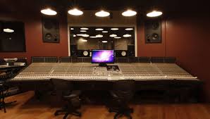How To Record Your Songs Major Label Artist S Secrets For Hit Quality Home Recording Easier And C Home Studio Music Recording Studio Recording Studio Design