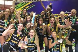 Os primeiros passos de fernanda garay no vôlei foram em porto alegre. Fernanda Garay Historia Titulos Recordes E Curiosidades Voleibol Feminino Volei Feminino Jogadora