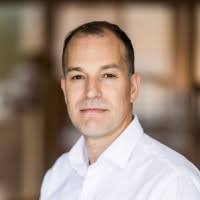 2500+ perfiles de «Corman»