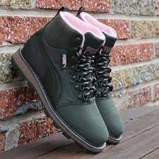 Puma | Shoes | Puma Tatau Fur 2 Womens Size 7 Boots 3635822 | Poshmark