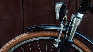 Suchen sie dynamo fahrrad bei den großen preisvergleich portalen gleichzeitig! Fahrradlicht Reparieren Fahrradbeleuchtung Reparieren Mit Video