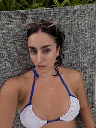 yourfavitagirl  -  (yourfavitaliangirl)