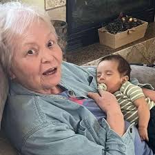 Beverly Elliott Obituary (1942