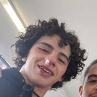 Eliezer Valentin's Instagram, Twitter & Facebook