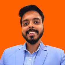 Boost Confidence with Eye Contact in Public Speaking