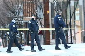 Nashville (ap) — an explosion linked to a vehicle rocked downtown nashville on christmas morning, sending shattered glass the metro nashville police department said via twitter that the explosion occurred at 6:30 a.m. Yosqa9vzkcielm