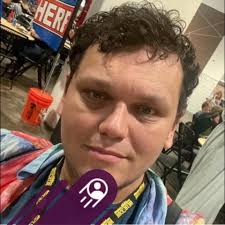 What are some activity and food recommendations in Fort Myers, Florida?