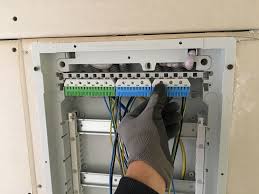 Mehr Leitungen Mehr Stromkreise Mehr Komfort Elektroinstallation Selber Machen Elektroinstallation Home Security