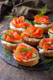 Smoked Salmon Tea Sandwiches (Canapés) - Momsdish