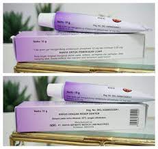 Sehingga, untuk menjaga kulit tetap sehat, diperlukanlah nutrisi yang dapat memberikan kelembapan seperti vitamin e. Review Mediklin Ungu Vs Mediklin Oranye Mana Yang Lebih Ampuh Atasi Jerawat Bukareview