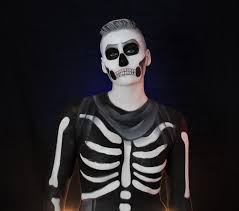 Read reviews and buy kids' fortnite skull trooper halloween costume jumpsuit (with 5 accessories) at target. I Ve Been Doing A Fortnite Skin Series All In Bodypaint And Up Next I Have The Skull Trooper One Of My Personal Favorite Skins Fortnitebr