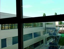 Cine imi poate da detalii despre dr. Centrul De ExcelenÈÄ Pentru Neurochirurgie Bagdasar Arsenie