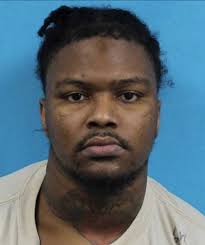 💔 HE TOOK EVERYTHING FROM THEM 💔 Deandre' Miller didn't just kill the  mother of his child. He destroyed an entire family. On Mother's Day, in  front of his own son, he
