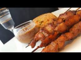صوص الفول السوداني على الطريقة التايلندية الحلقة 12 ا Satay Sauce Youtube Food Chicken Wings Vegetables