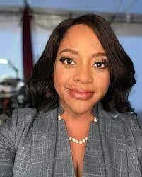 Bernita Dunn's Instagram, Twitter & Facebook