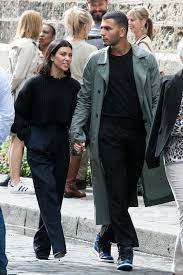 Watch scott disick & amelia hamlin pics staged by pr to generate publicity on youtube. Kendall Jenner Shades Scott Disick Back To The Dark Ages With Sofia Richie Dig Kourtney Kardashian Pregnant Kourtney Kardashian Boyfriend Kourtney Kardashian