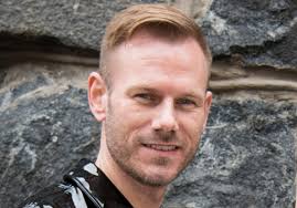 Tom Hugo i Keiino om att komma ut som homosexuell