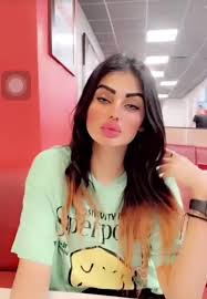 ‫فطوم وبنات السلطانة في ليبيا | TikTok‬‎