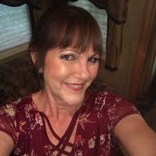 Hello, I need your recommendations, please. I am looking for artists who  thoroughly teach watercolor in Patreon, I am not looking for only one  painting basis learning. Please recommend. Thank you in