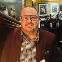 100+ "Petrucci" profiles