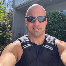 Hi guys! How are you? 😚Pls, can you help to advice where I can buy cheap  but good hand luggage/carry-on baggage in Wan Chai